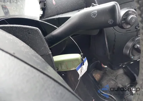 2009 Volkswagen New Beetle 2.5L z USA, uszkodzony, nr VIN 3VWPW31C99M512726